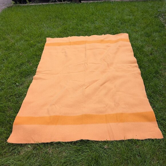 Hudson’s Bay Company Vintage Harvest Yellow 3.5-point design Wool Blanket - Picture 1 of 16
